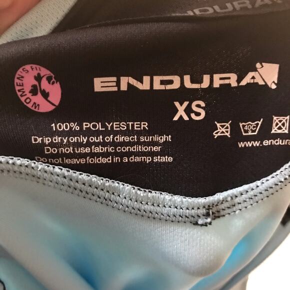 Endura Bike Cycling Short Sleeve Blue 1/4 Zip Shirt with Pockets Women's Size XS - Picture 7 of 7